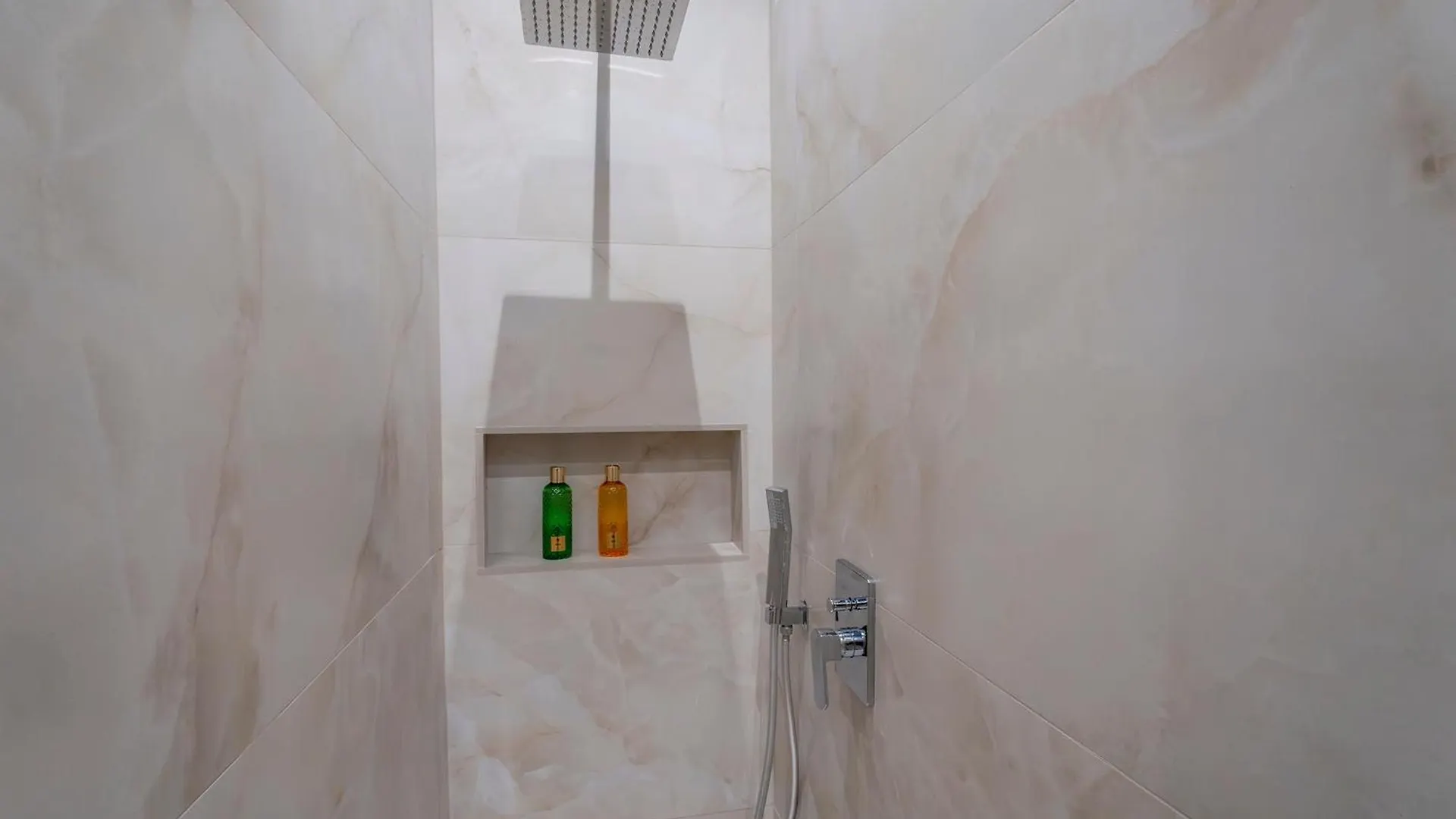 Scic House Bed & Breakfast Palermo